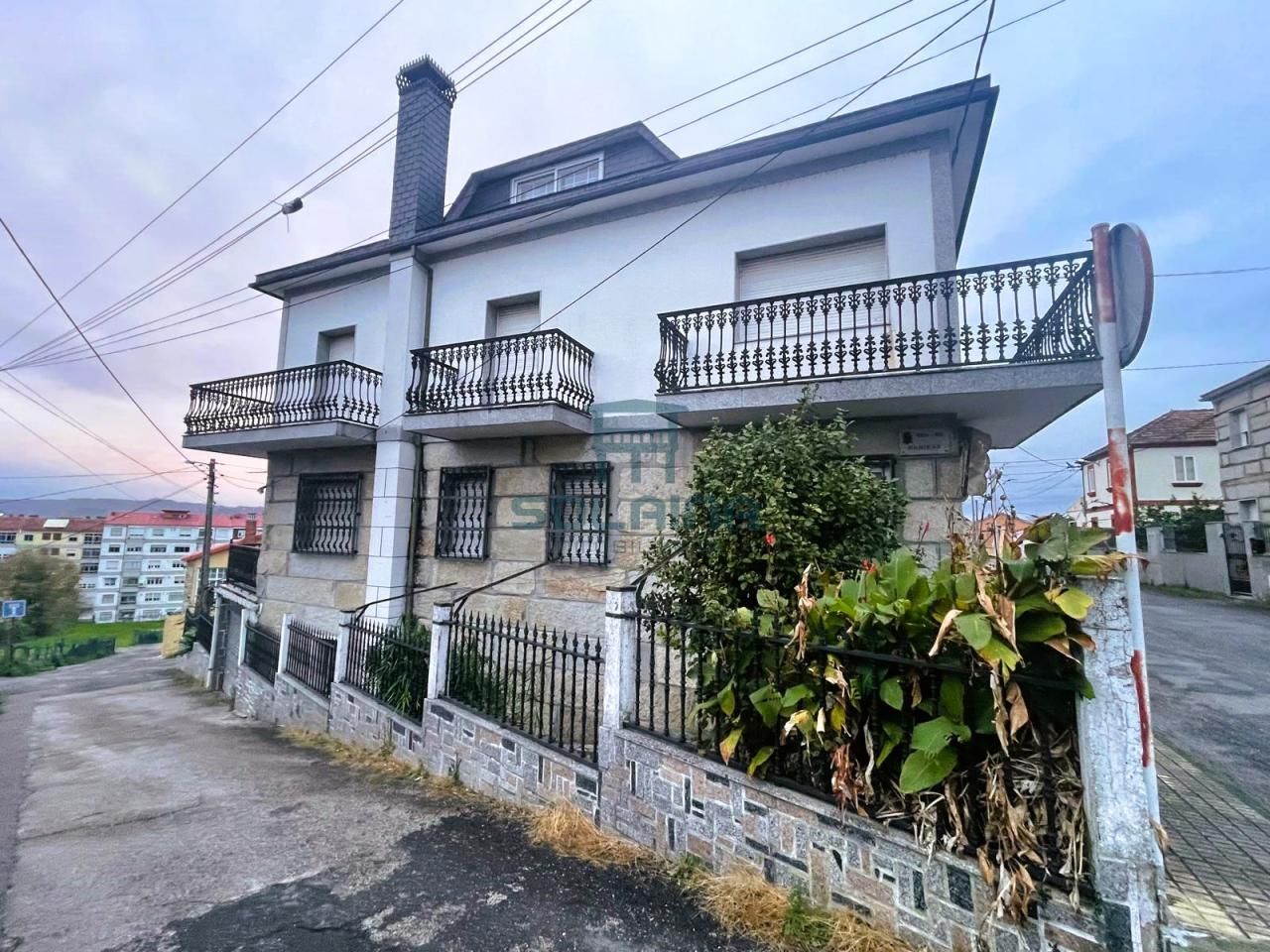 Exterior view of House or chalet for sale in Ourense Capital   with Heating, Private garden and Terrace