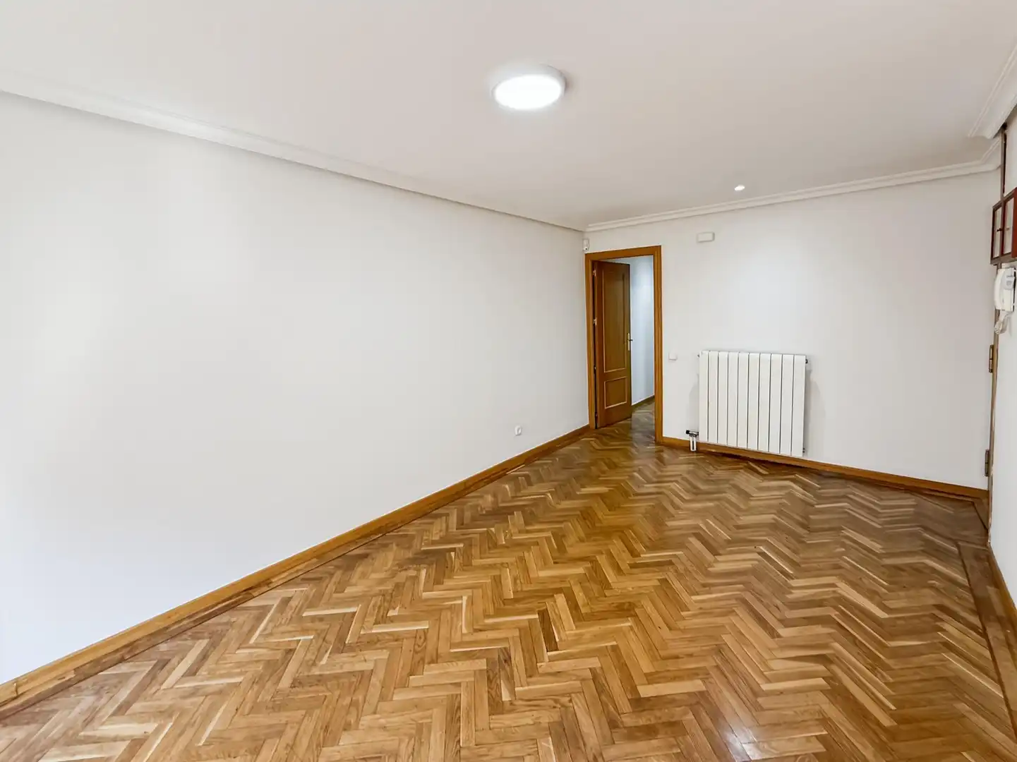 Wohnung zur Miete in Calle de Pinos Baja, Valdeacederas