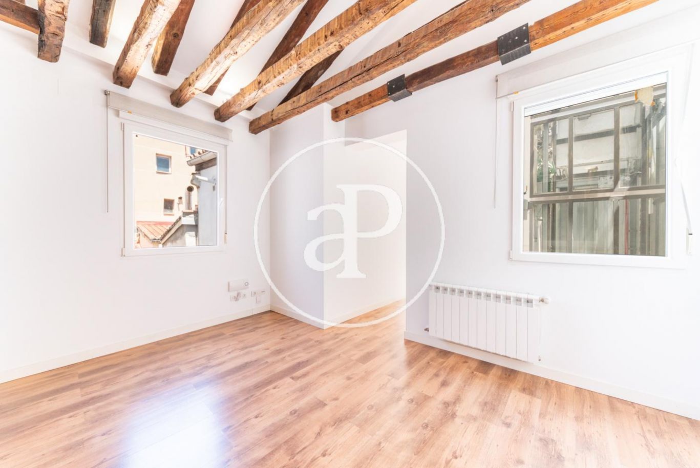 Flat for rent in  Madrid Capital  with Air Conditioner and Heating