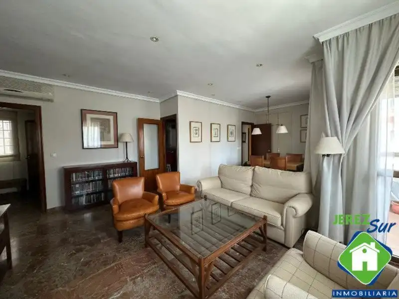 Sala d'estar de Pis en venda en Jerez de la Frontera amb Aire condicionat i Terrassa