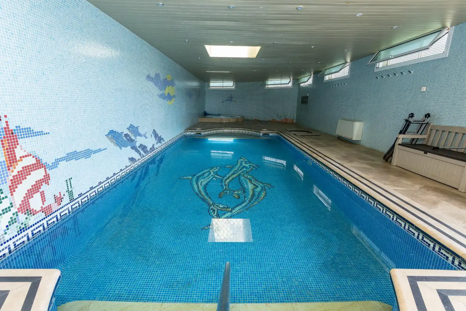 Piscina de Piso en venta en San Vicente de la Barquera con Calefacción, Terraza y Piscina comunitaria