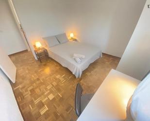 Apartment to share in Opañel