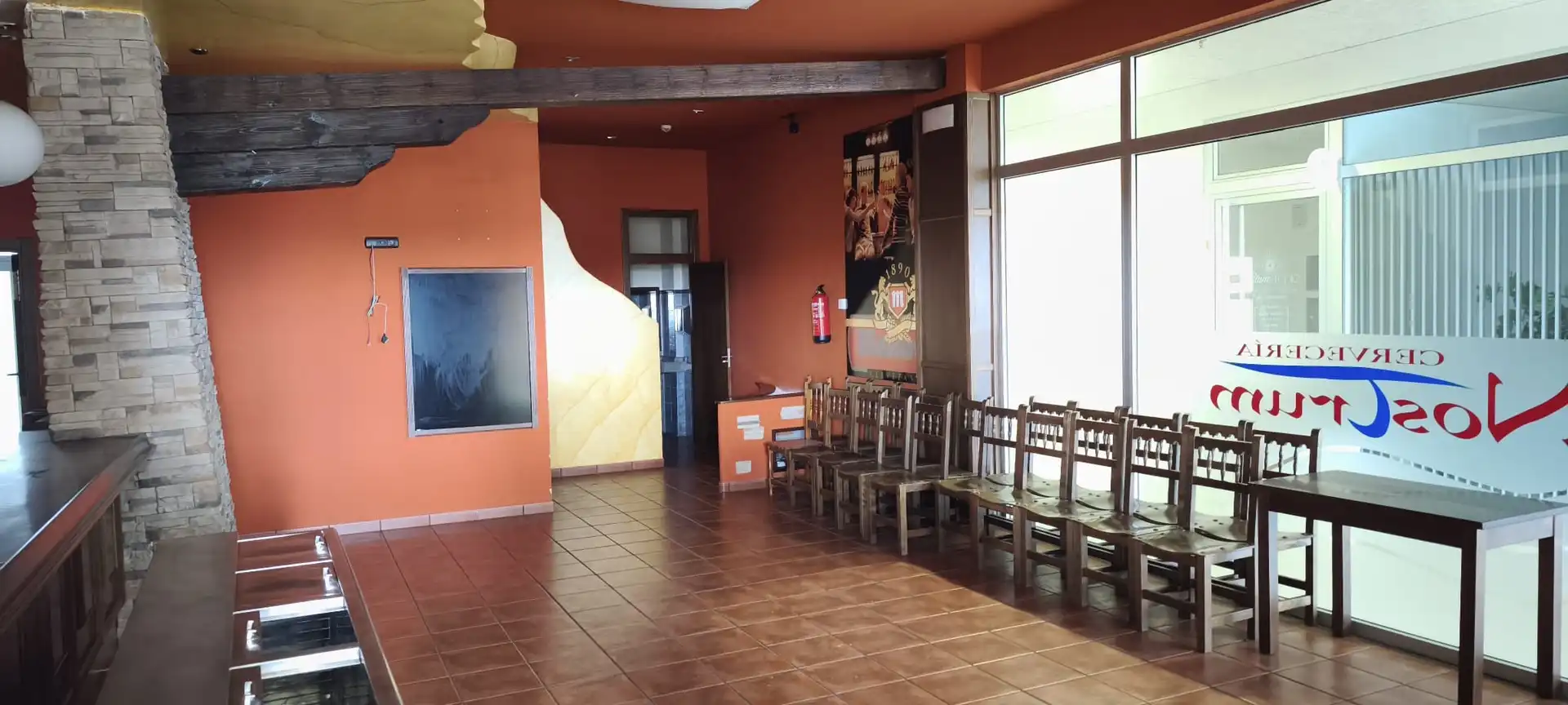 Local de alquiler en Brión con Aire acondicionado y Amueblado