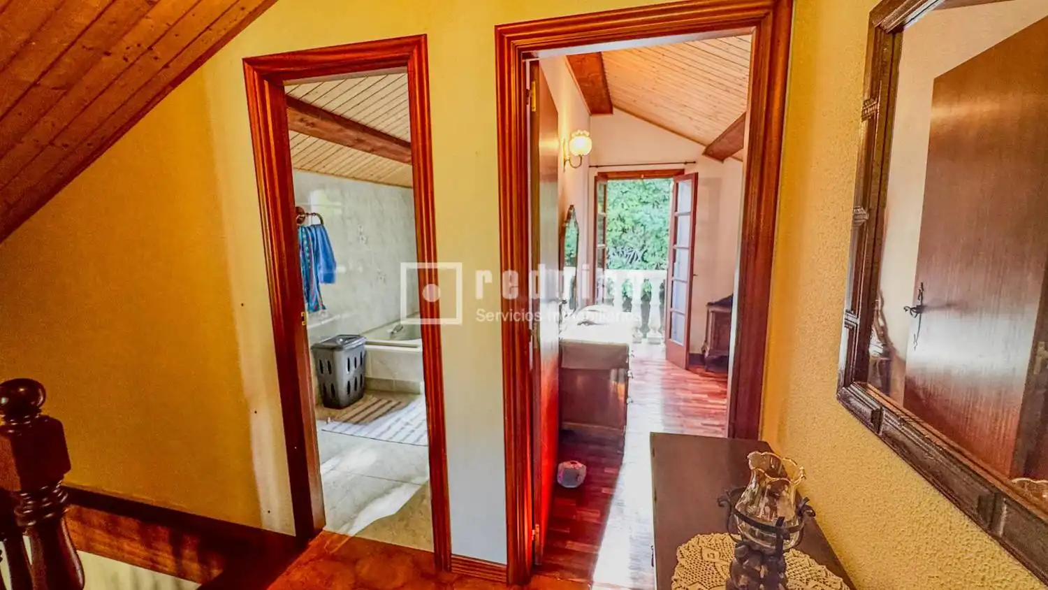 Habitación de Casa o chalet en venta en Abegondo con Parquet, Terraza y Amueblado