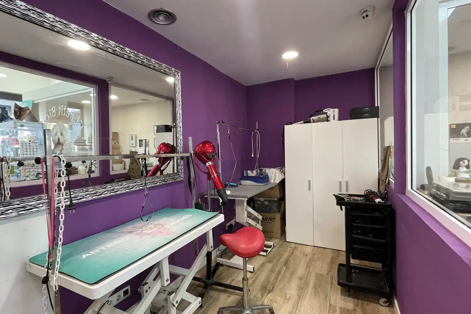 Local en venta en Sant Just Desvern con Aire acondicionado
