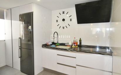Cuina de Pis en venda en Málaga Capital amb Aire condicionat, Terrassa i Alarma