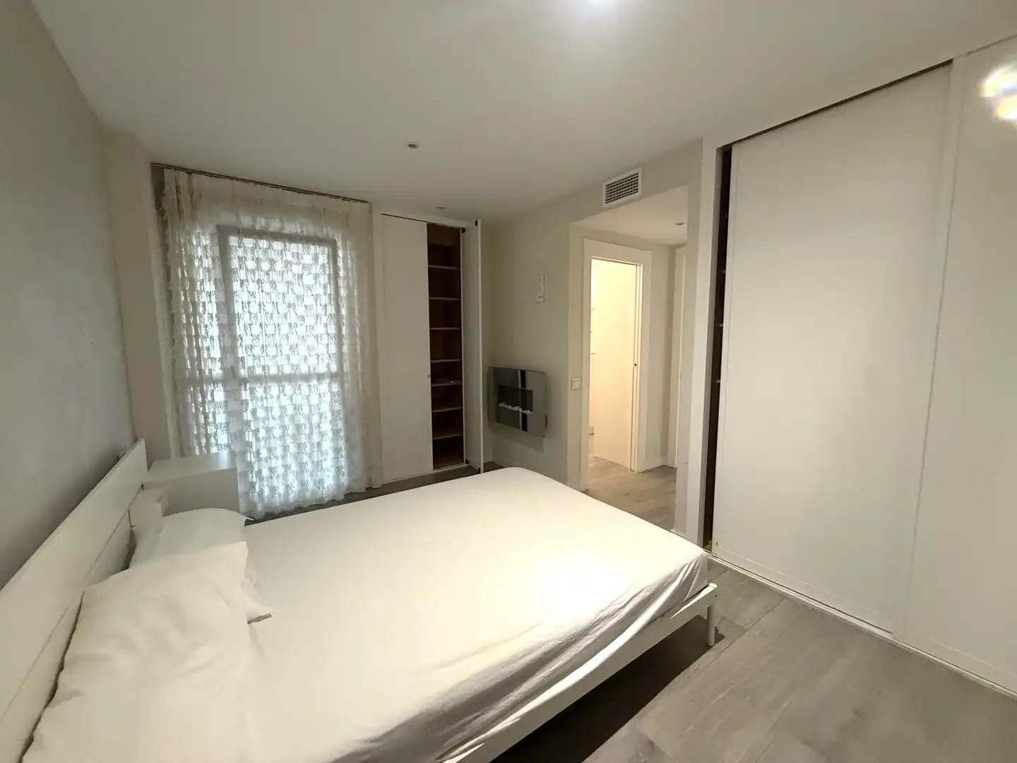 Habitación de Piso de alquiler en Almería con Aire acondicionado, Calefacción y Terraza