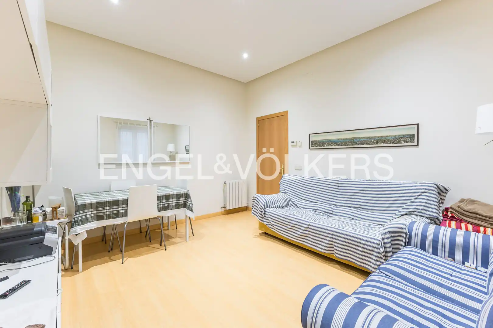 Sala d'estar de Apartament de lloguer en Madrid amb Aire condicionat i Calefacció