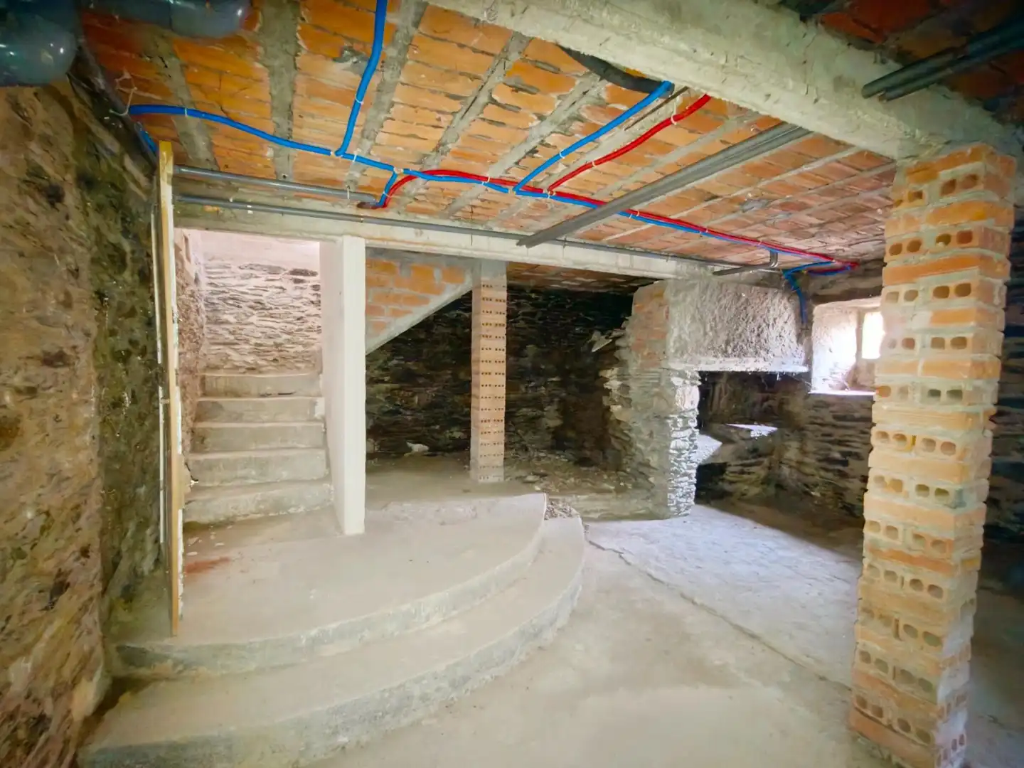 Casa o xalet en venda en Forcarei amb Jardí privat