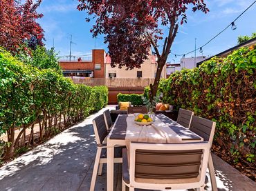 Adosado con jardín en venta en Calle del Roble