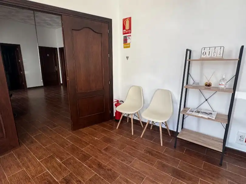 Oficina de alquiler en Vélez-Málaga con Aire acondicionado, Calefacción y Amueblado