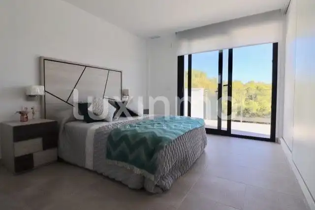 Casa aparellada amb piscina en venda a Coloma, imagen 14