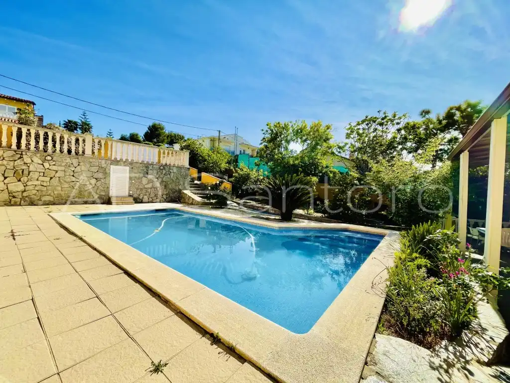 Exterior view of Houses for sale in Sant Pere de Ribes  with Private garden, Terrace and Swimming Pool