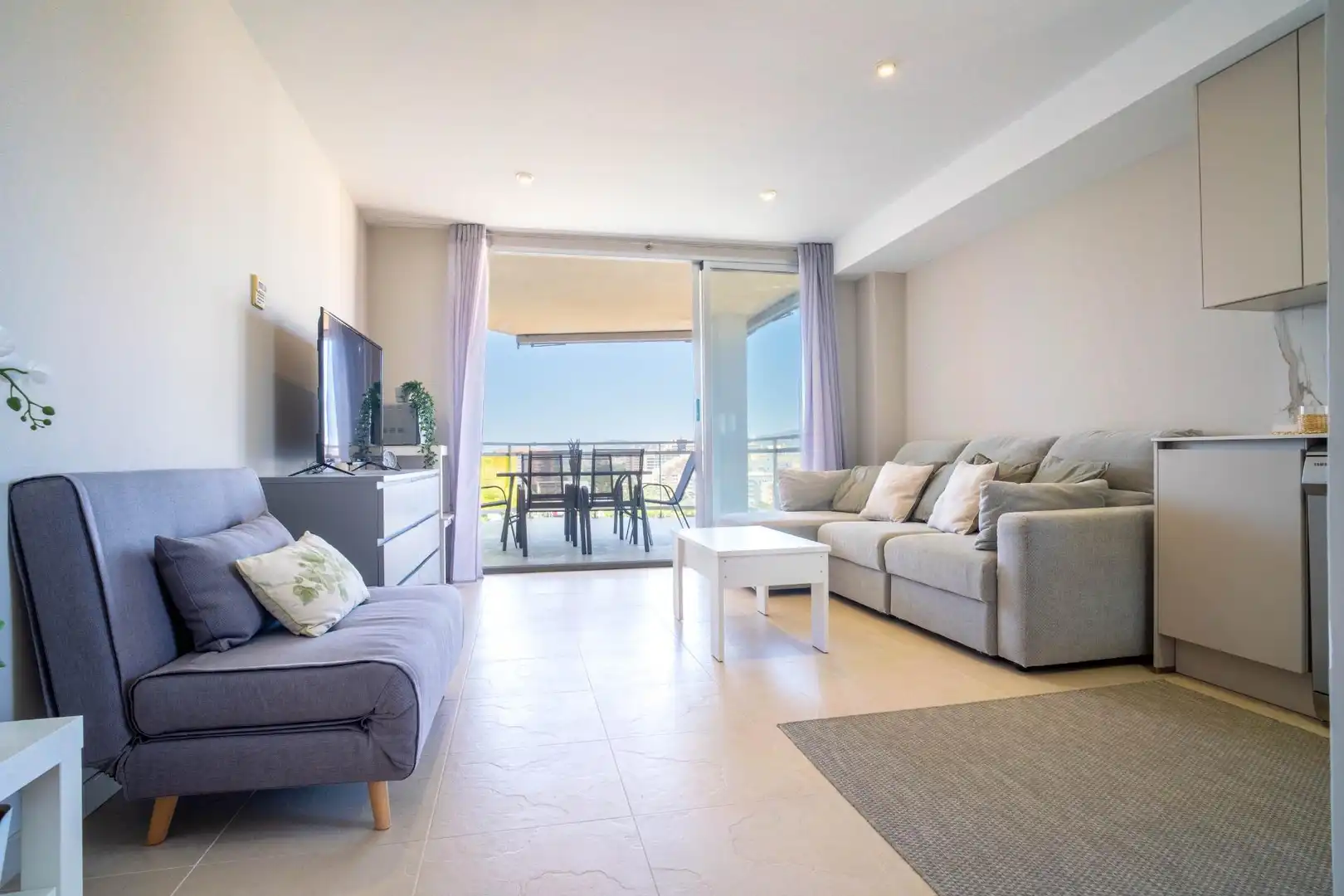 Living room of Apartments for sale in Oropesa del Mar / Orpesa  with Air Conditioner, Private garden and Terrace