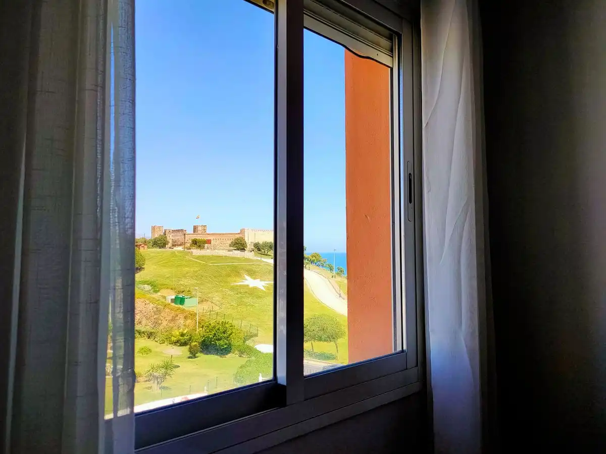 Habitación de Ático en venta en Fuengirola con Aire acondicionado, Amueblado y Piscina comunitaria