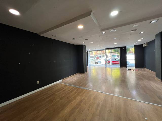 Local comercial en Alquiler en Avenida de Andalucía en Santa Isabel