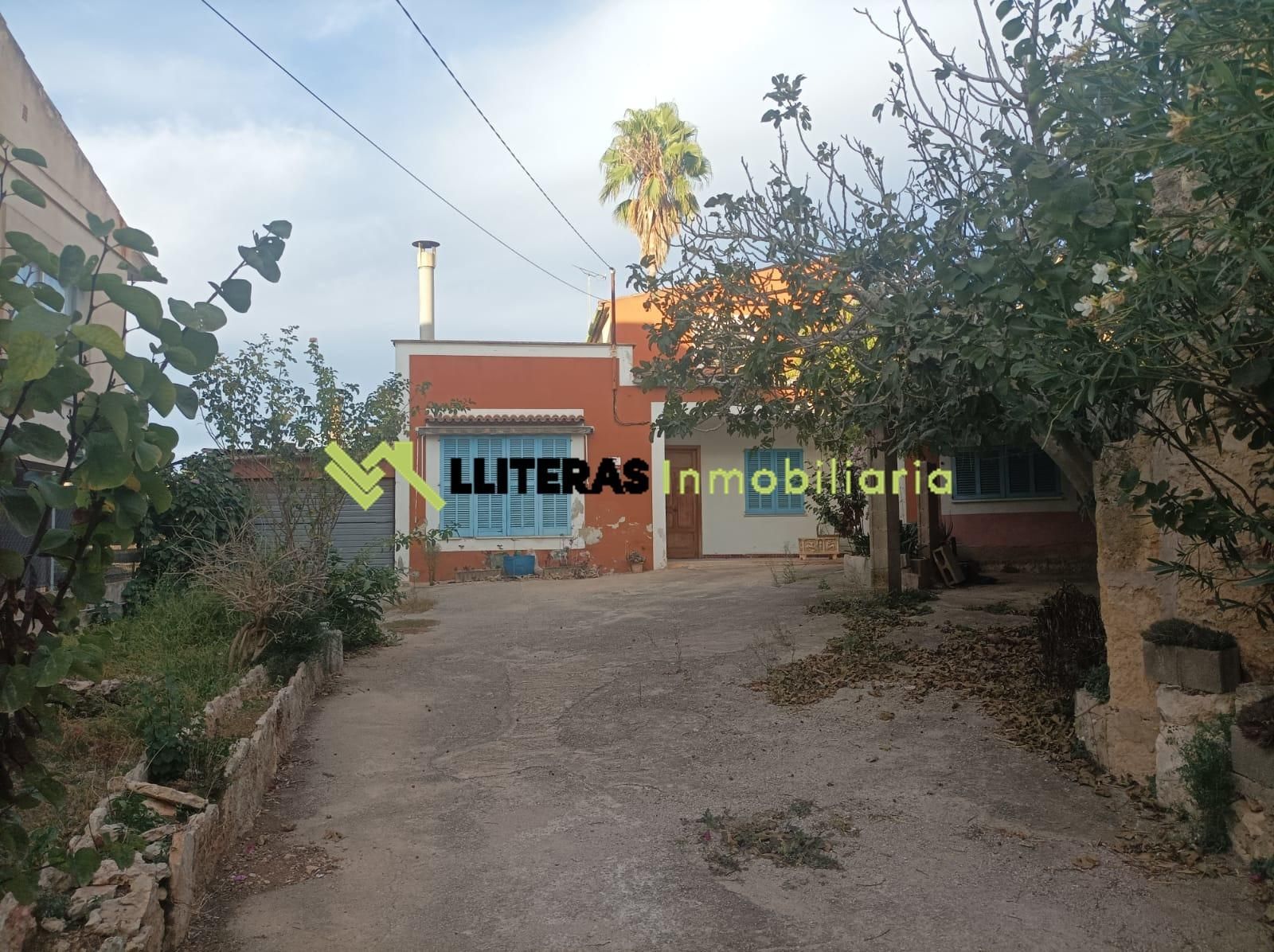 Vista exterior de Casa o xalet en venda en Llubí amb Aire condicionat, Jardí privat i Terrassa