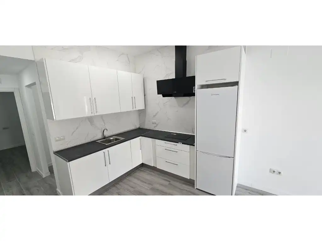 Flat for sale in Calle Miami, 1, La Carihuela - Los Nidos