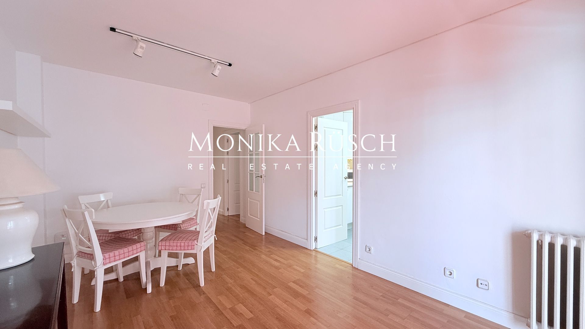 Exterior view of Flat for sale in Sant Just Desvern  with Heating, Storage room and Community pool