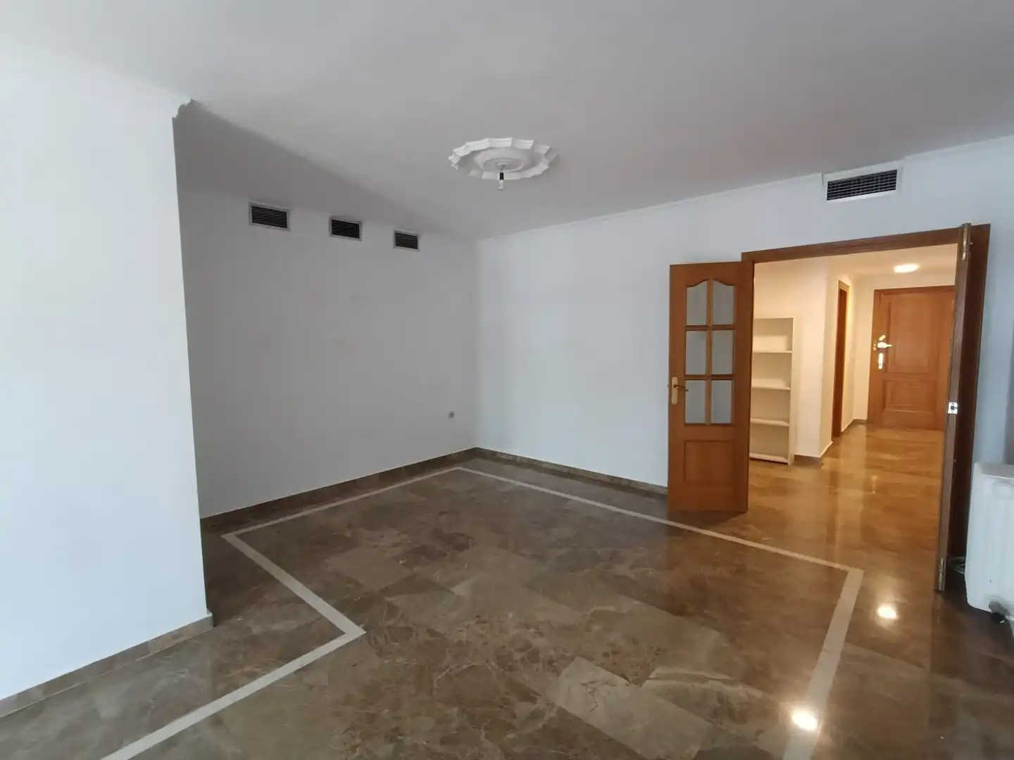 Piso en venta en Antequera con Aire acondicionado, Calefacción y Balcón