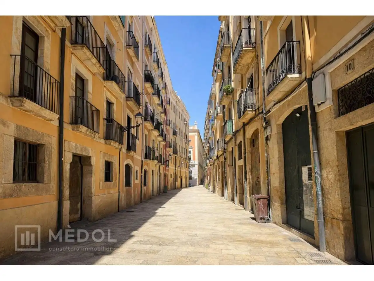Vista exterior de Piso en venta en Tarragona con Parquet y Balcón