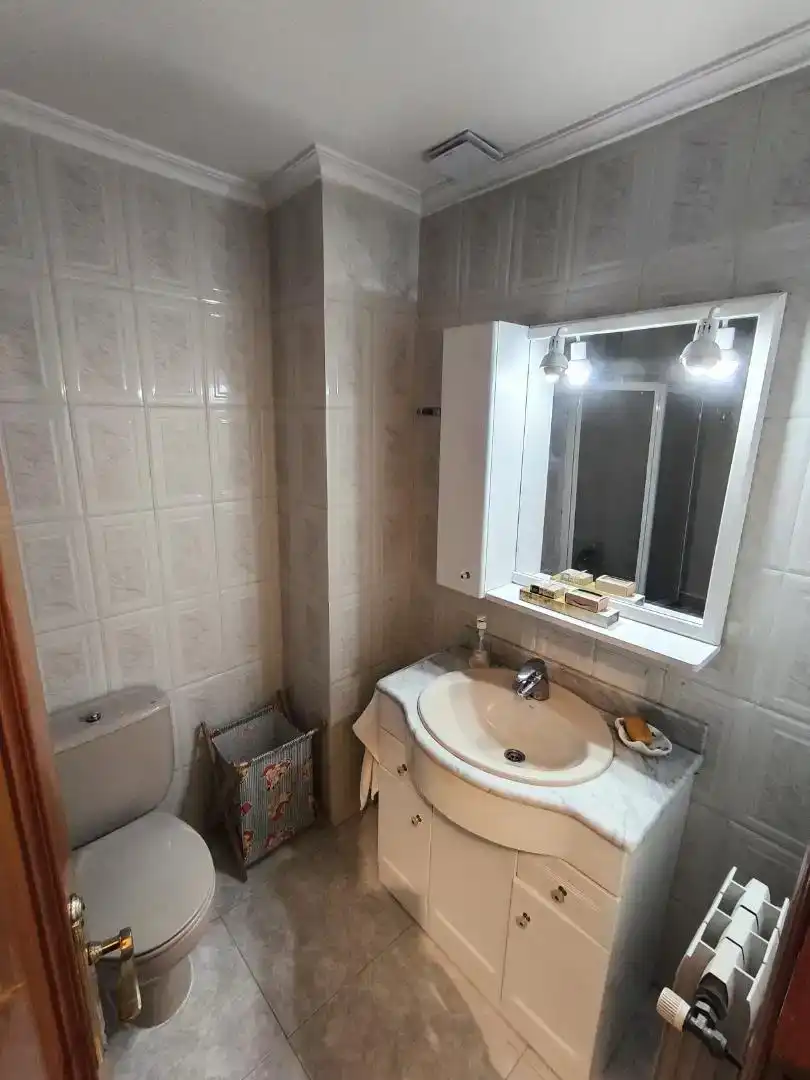 Baño de Casa adosada de alquiler en Fuentes de Ebro, Zaragoza