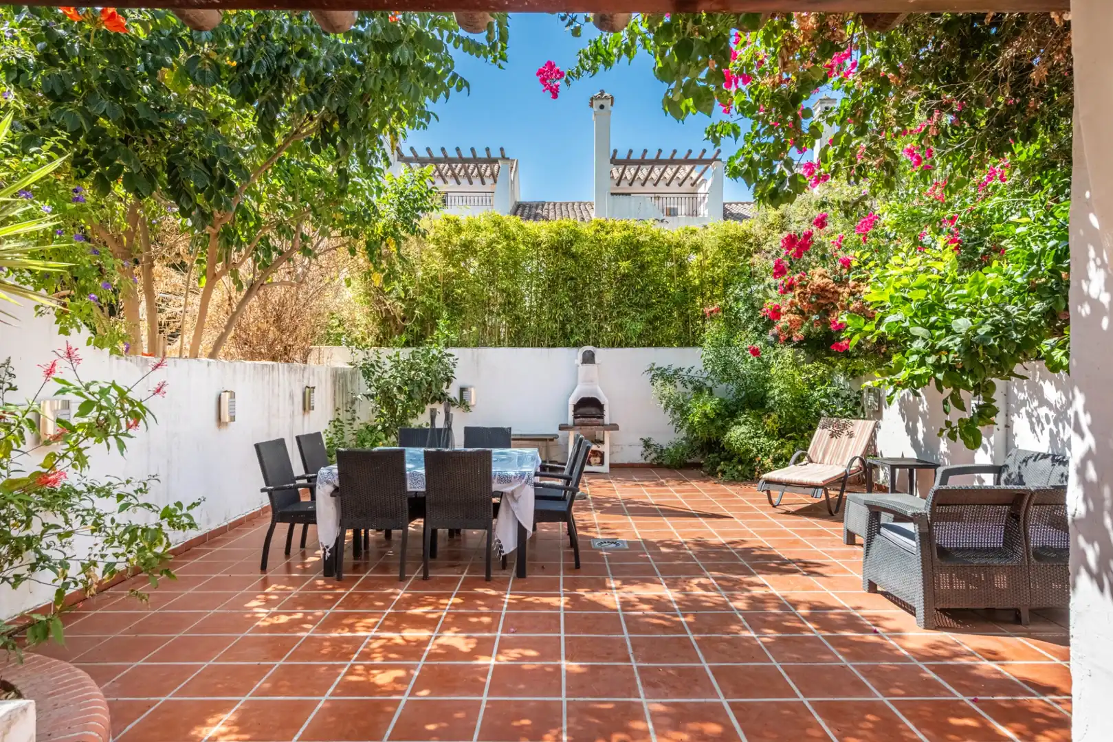 Terrassa de Casa adosada en venda en Nueva Andalucía