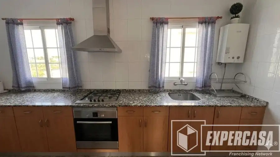 Cuina de Casa o xalet en venda en Llíria amb Aire condicionat i Piscina