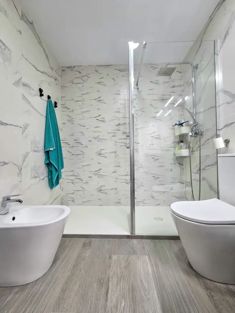 Badezimmer von Haus oder Chalet zum Verkauf in Torrent mit Klimaanlage, Privatgarten und Abstellraum