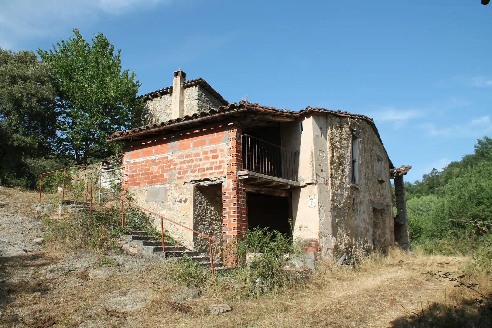 Vista exterior de Finca rústica en venda en Sant Feliu de Pallerols