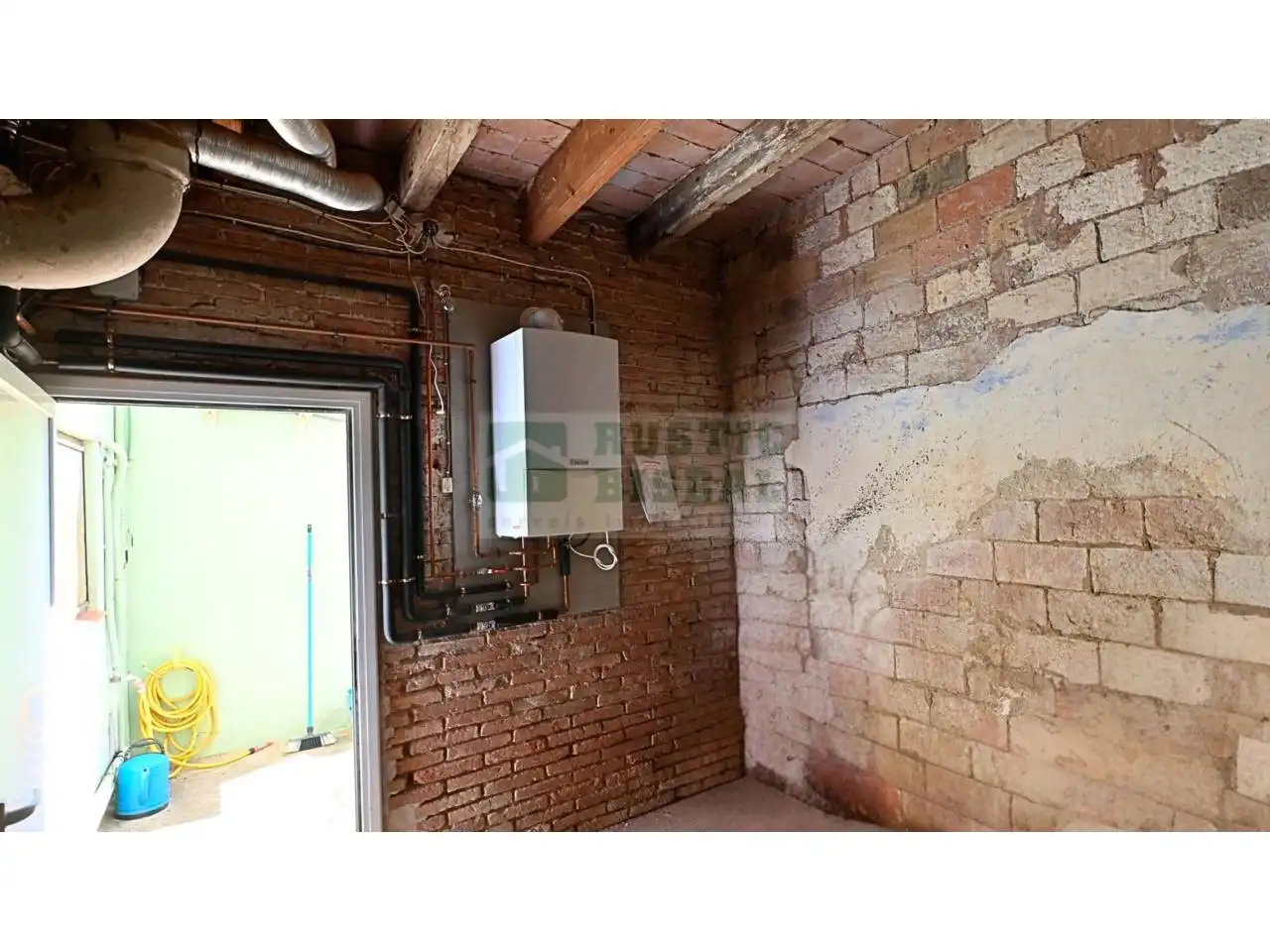 Finca rústica en venta en La Bisbal d'Empordà con Calefacción y Jardín privado