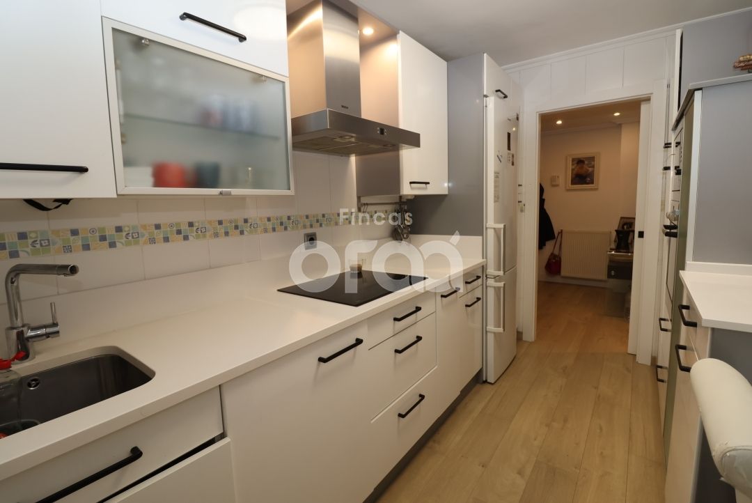 Cuina de Pis en venda en Santurtzi  amb Calefacció i Parquet