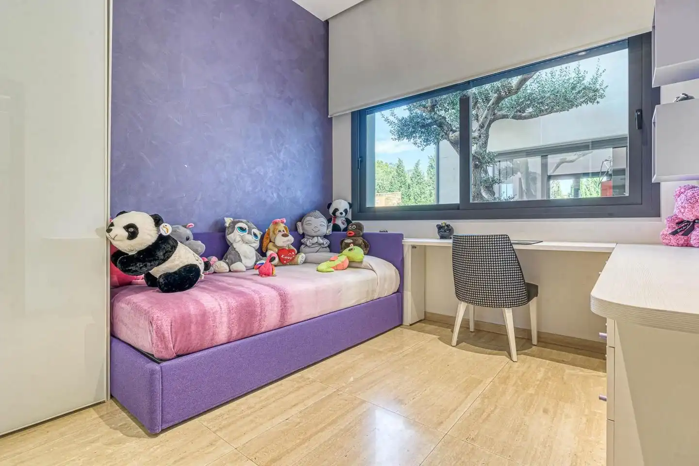 Bedroom of Houses for sale in Figueres  with Private garden, Terrace and Swimming Pool