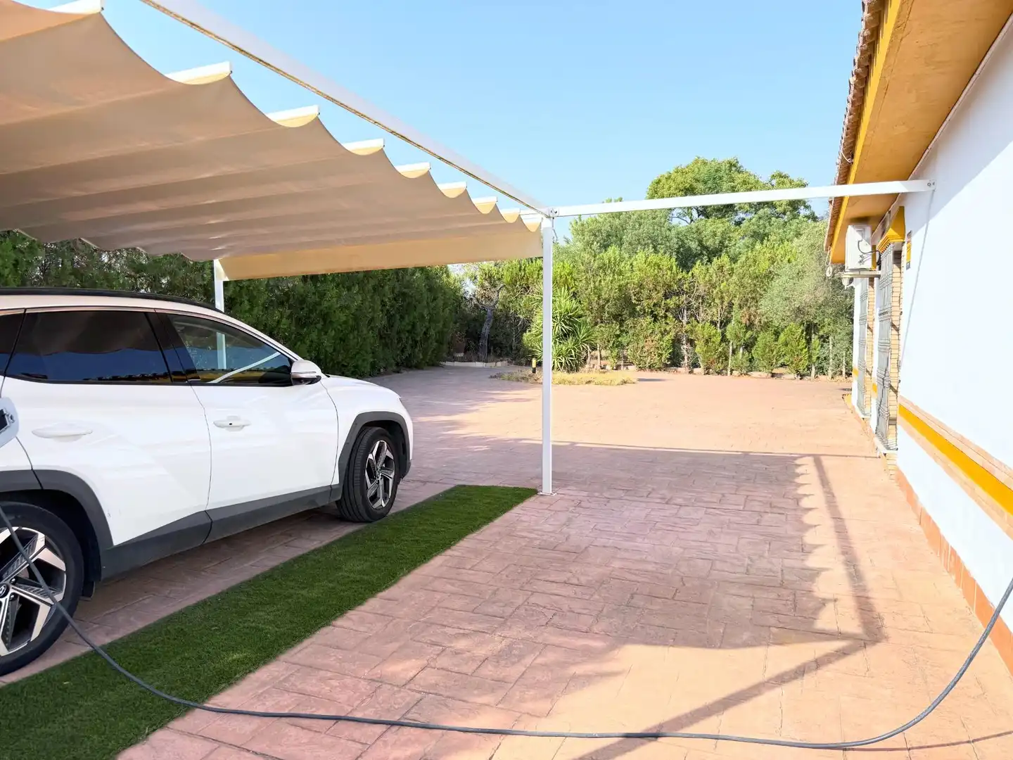 Chalet con piscina en venta en Palomares del Río, imagen 4