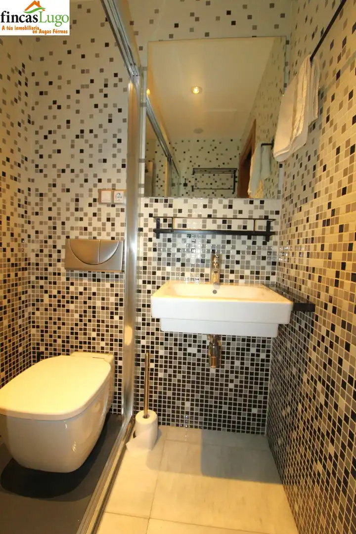 Baño de Estudio en venta en Lugo con Trastero y Amueblado
