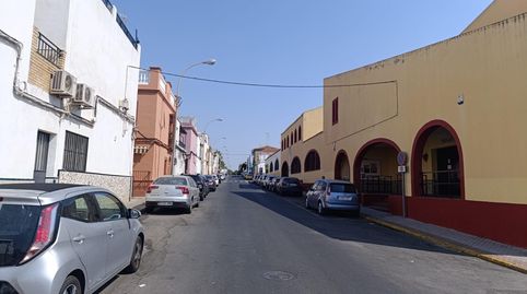 Foto 3 de Casa adosada en venta en Calle Virgen de Los Ángeles, La Paz, Alcalá de Guadaira