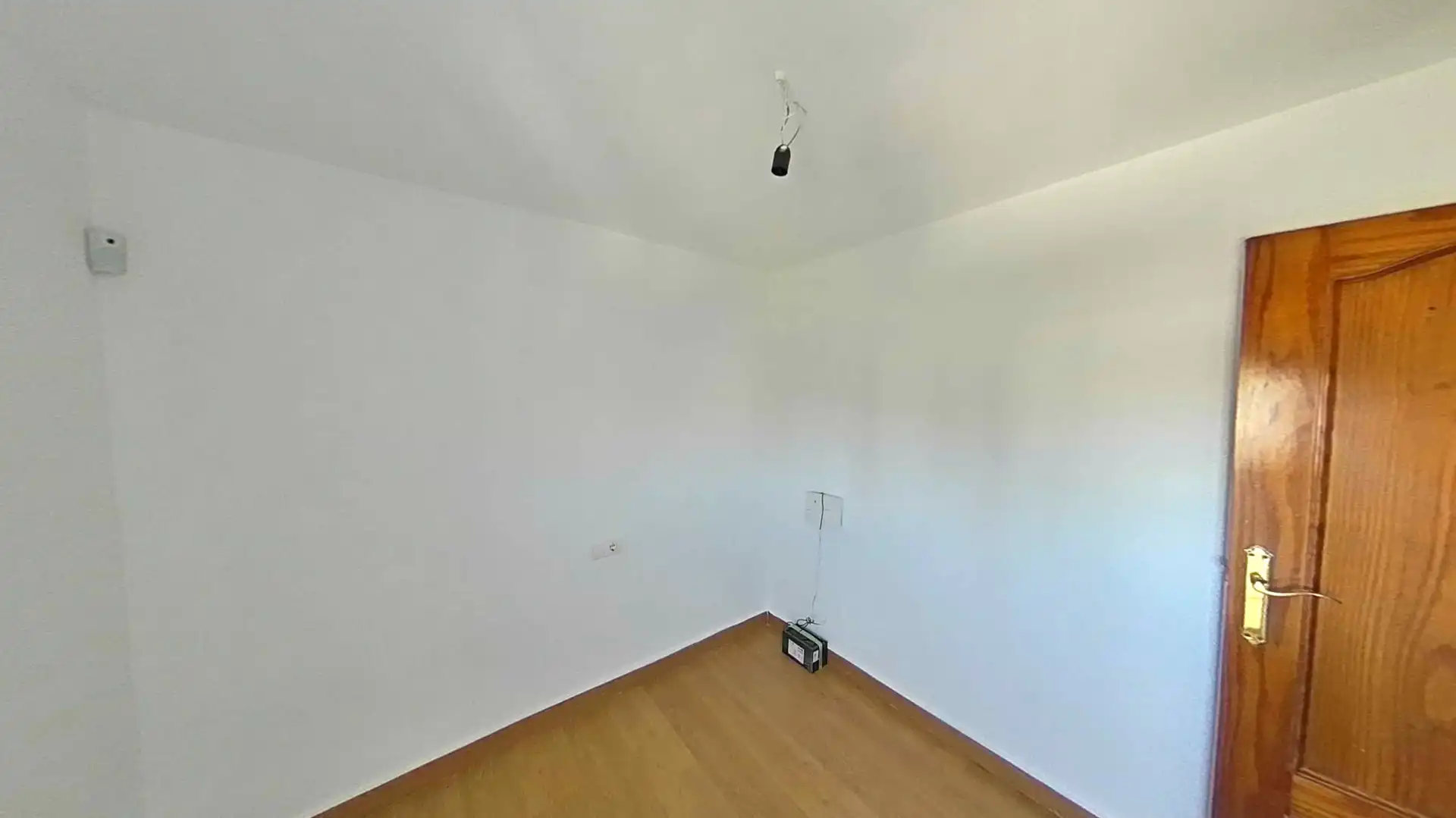 Bedroom of Flat for sale in Córdoba  with Parquet flooring