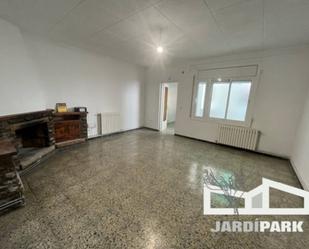 Living room of Flat for sale in Sabadell  with Heating and Balcony