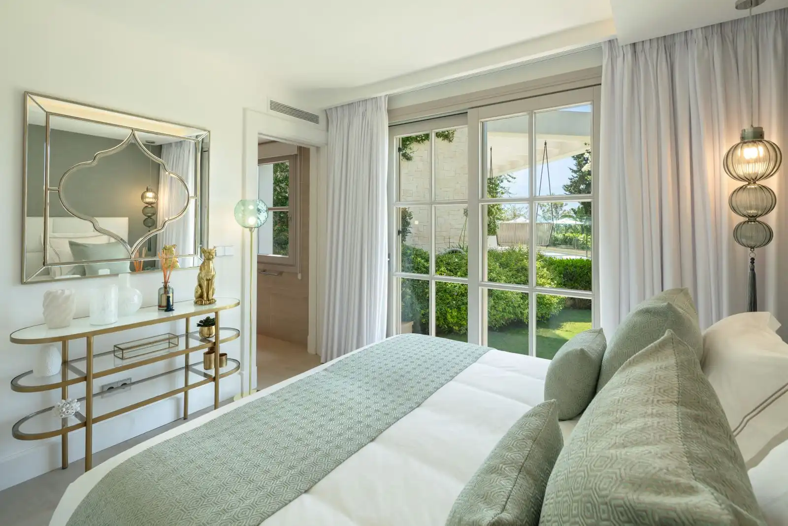 Villa mit Pool zum Verkauf in Nueva Andalucía, imagen 11