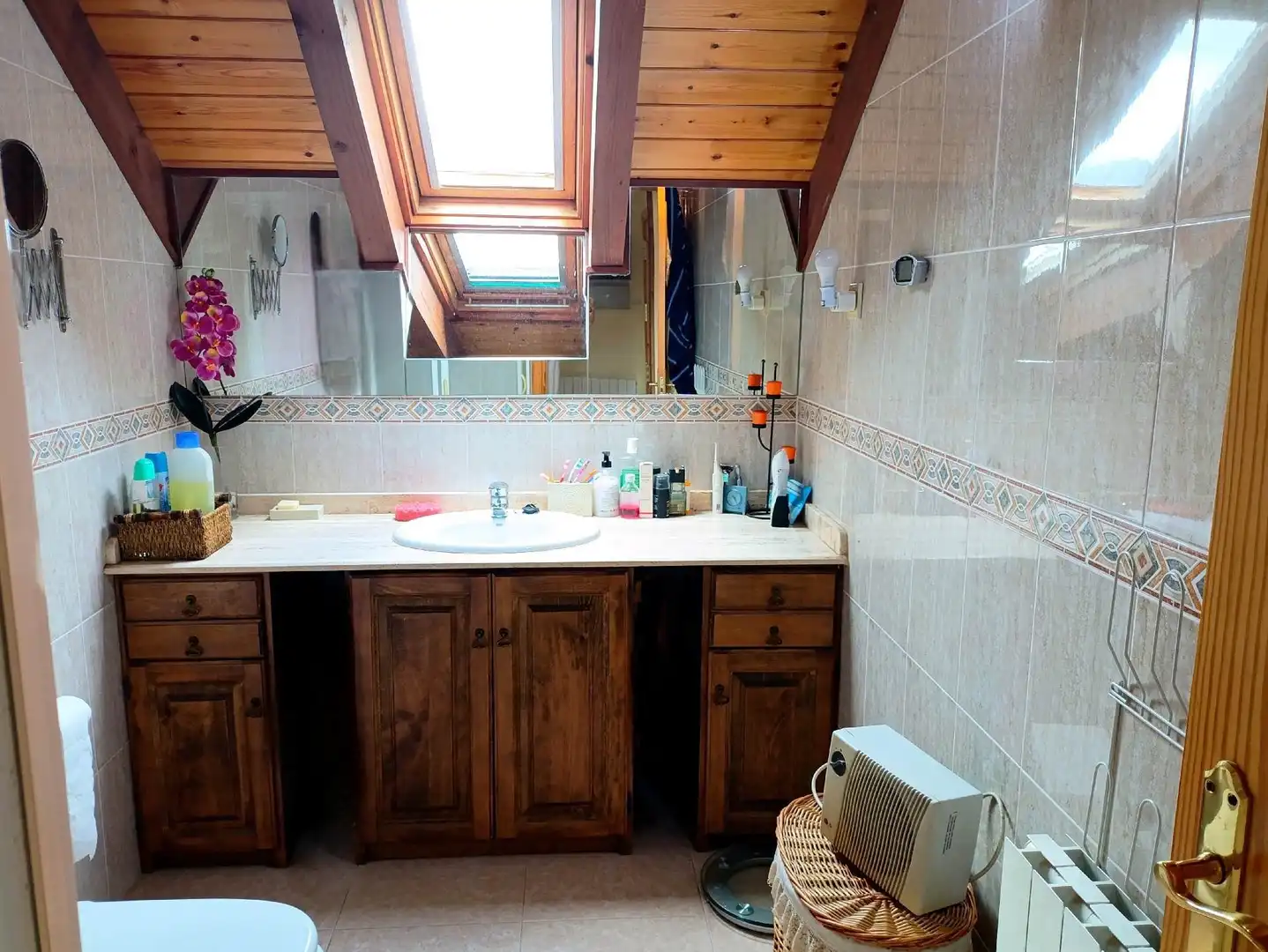 Badezimmer von Wohnung zum Verkauf in Campo mit Heizung und Abstellraum