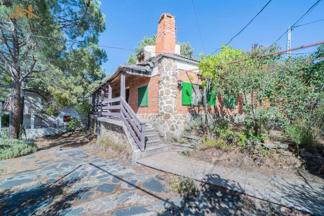 Casa-chalet en Venta en Urbanizacion Umbria de los Gallegos, 30 en Santa María de la Alameda