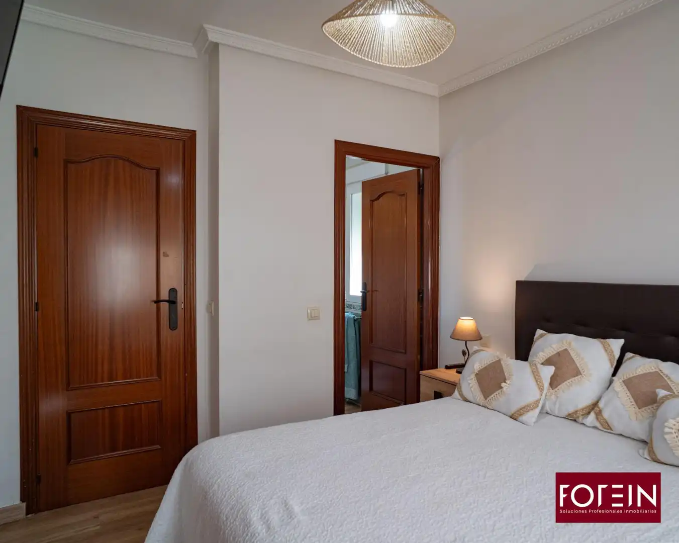 Dormitori de Casa o xalet en venda en Torrejón del Rey amb Aire condicionat, Calefacció i Jardí privat