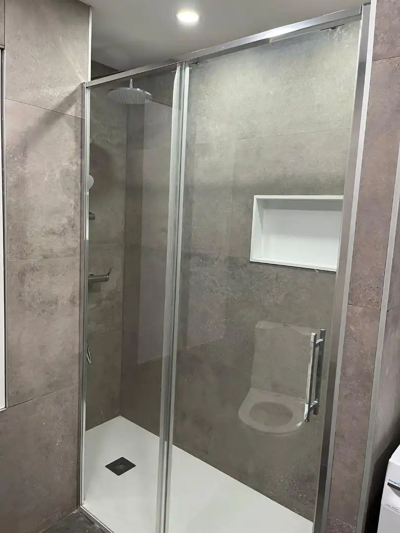 Bathroom of Flat for rent in El Campello  with Air Conditioner, Heating and Furnished