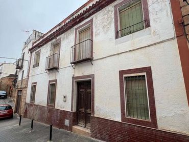 Casa amb balcó en venda a Trinidad