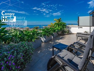 House with balcony for sale in Calle Francia