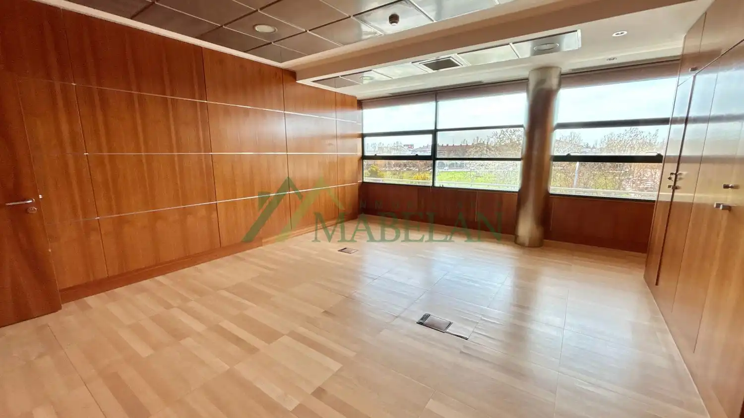 Oficina con ascensor en venta en El Pinar - Punta Galea, imagen 42