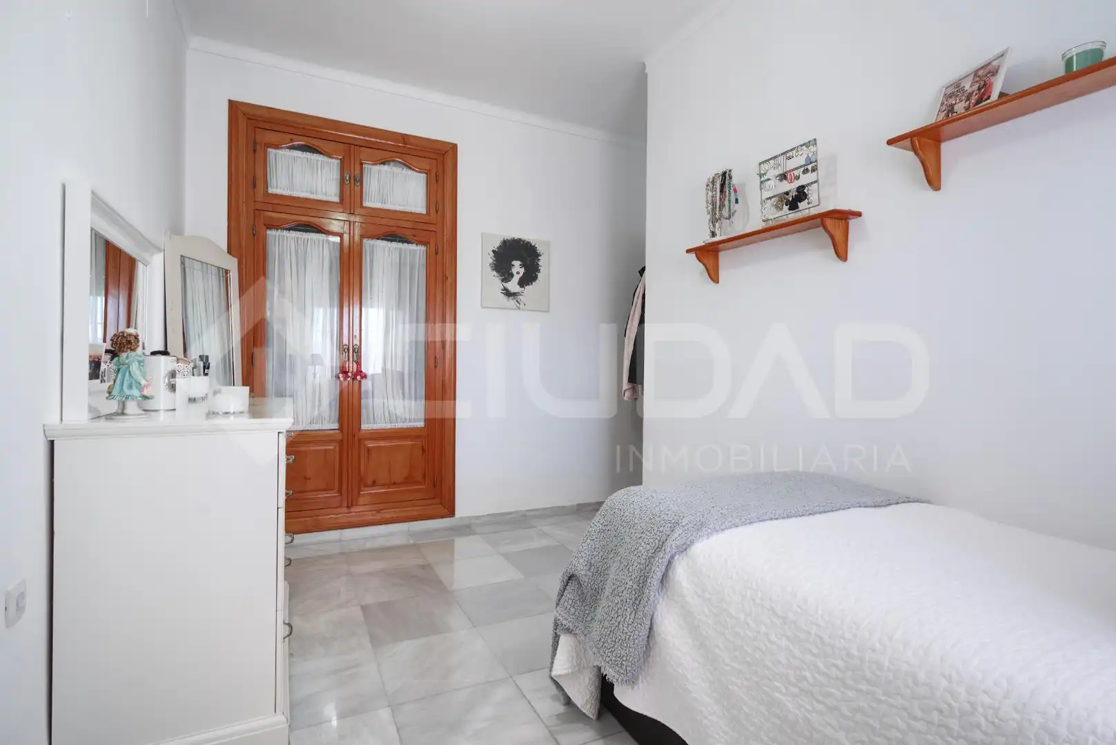 Dormitori de Casa o xalet en venda en Marchena