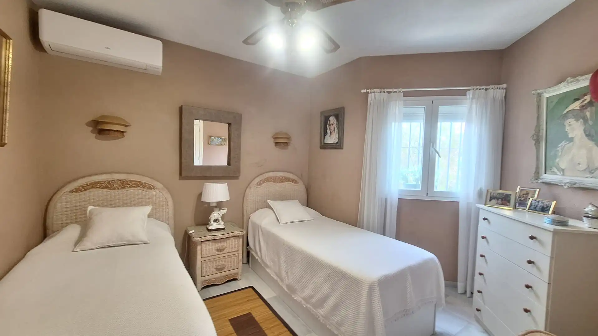 Bedroom of Detached homes for sale in Estepona  with Air Conditioner, Terrace and Swimming Pool