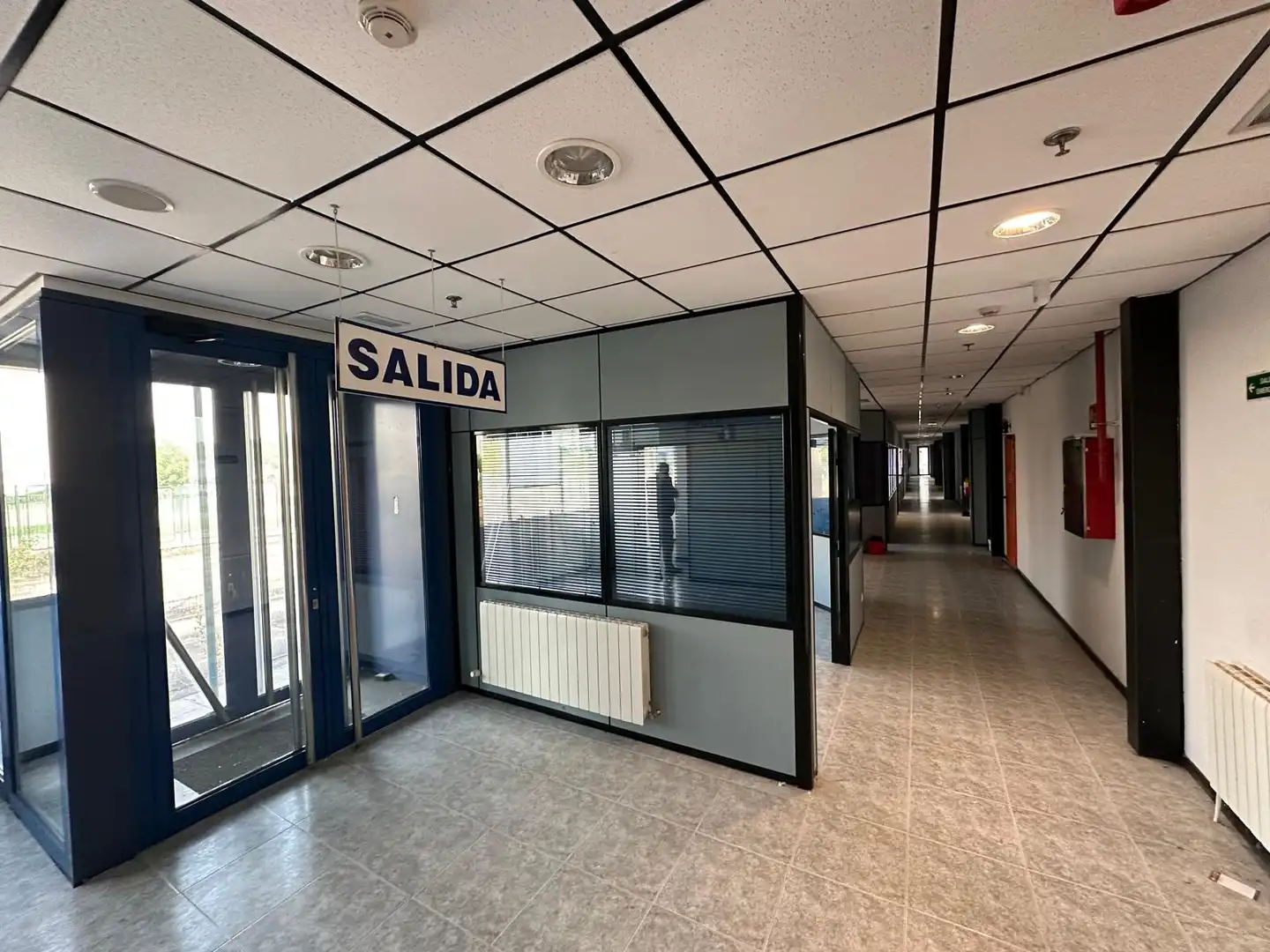 Nau industrial de lloguer a Calle Merindad de Ubierna, imagen 13