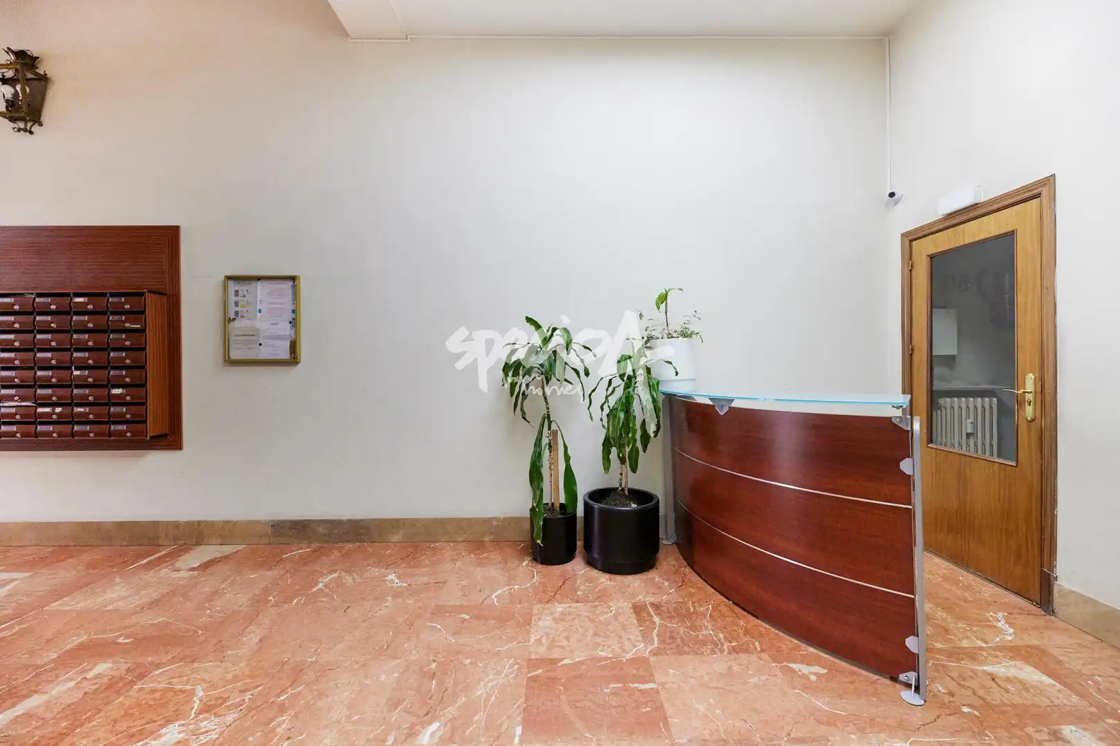 Wohnung zum Verkauf in Madrid mit Klimaanlage und Heizung